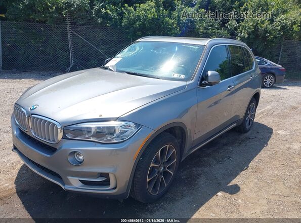 5UXKR0C55J0X92166 2018 BMW X5 Silver Առջևի ձախ երեք քառորդ տեսարան