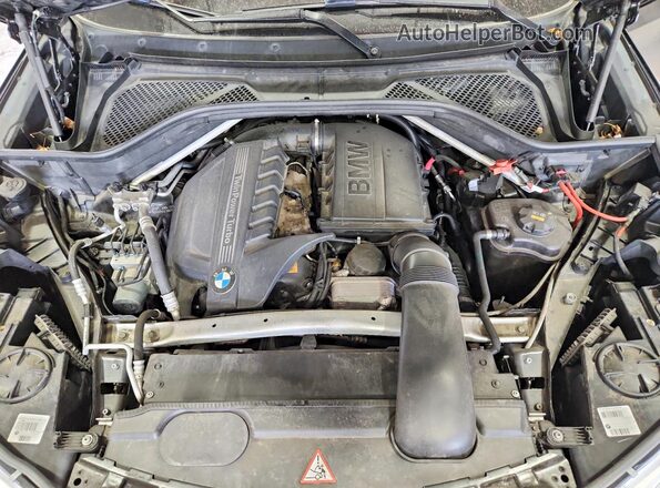 5UXKR0C56G0P21731 2016 BMW X5 Charcoal Widok komory silnika