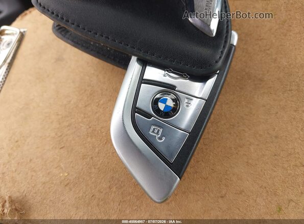 5UXKR0C56H0V50156 2017 BMW X5 Blue Առջևի վահանակի տեսք