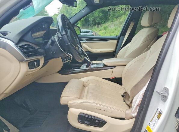 5UXKR0C57J0Y03751 2018 BMW X5 White Vista interior delantera