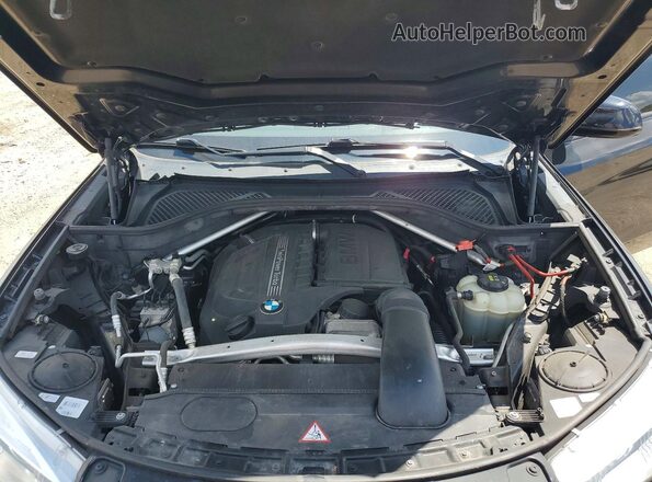 5UXKR0C58G0S87358 2016 BMW X5 Black Engine compartment view