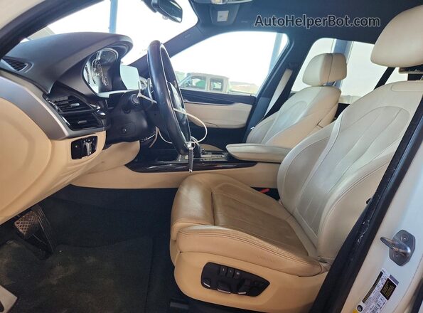 5UXKR0C59G0S92892 2016 BMW X5 White Вид салону спереду
