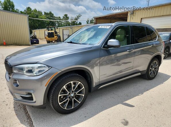 5UXKR0C59J0Y04643 2018 BMW X5 Gray 
