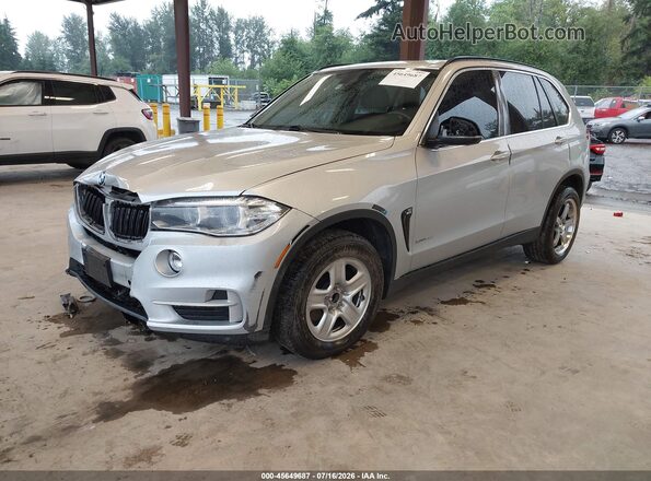 5UXKR0C5XG0P29833 2016 BMW X5 Silver Przód lewy
