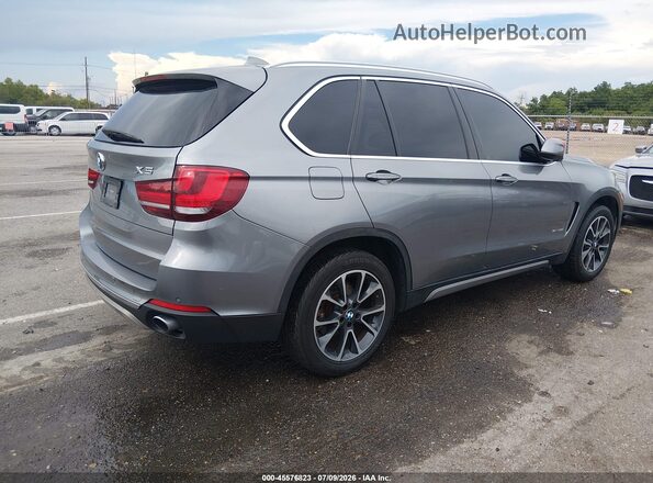5UXKR2C32H0U24063 2017 BMW X5 Серый Задняя правая четверть