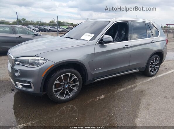 5UXKR2C32H0U24063 2017 BMW X5 Серый Передняя левая четверть