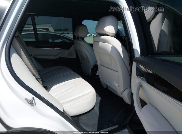 5UXKR2C32H0X03643 2017 BMW X5 Белый Вид наклейки с VIN-кодом