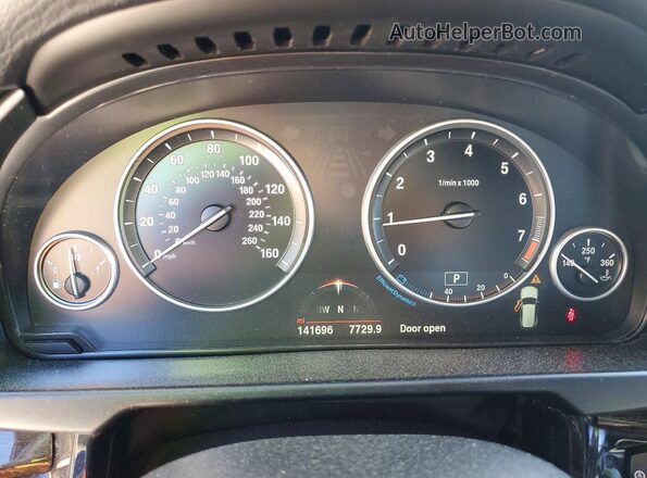 5UXKR2C35H0X06407 2017 BMW X5 Black ხელსაწყოთა პანელის ხედი