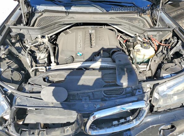 5UXKR2C35H0X06407 2017 BMW X5 Black ძრავის განყოფილების ხედი