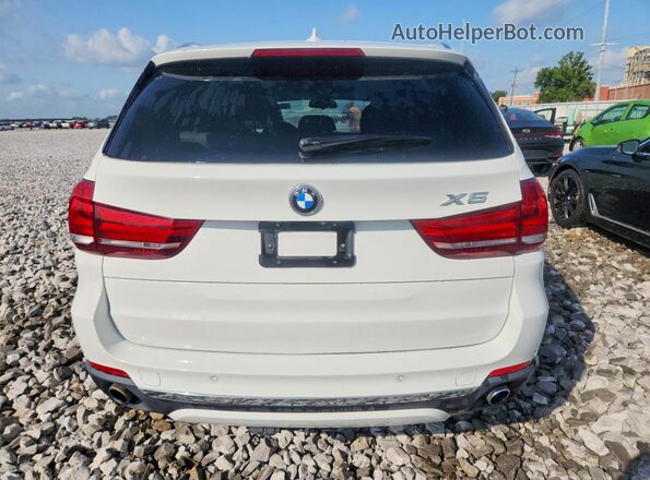 5UXKR2C36H0U23286 2017 BMW X5 White Widok z tyłu
