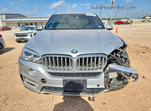 5UXKR2C37H0X06246 2017 BMW X5 Silver Widok z przodu