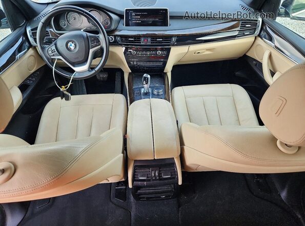 5UXKR2C37H0X07087 2017 BMW X5 Silver Vista del salpicadero