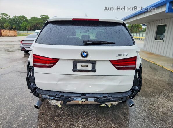 5UXKR2C39H0U22326 2017 BMW X5 White Вид ззаду