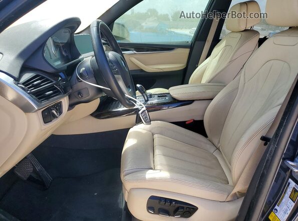 5UXKR2C39H0X04563 2017 BMW X5 Blue Vista interior delantera