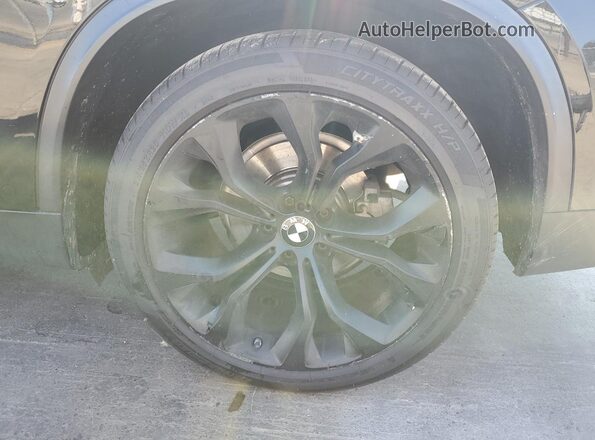 5UXKR2C50J0Z14234 2018 BMW X5 Black 