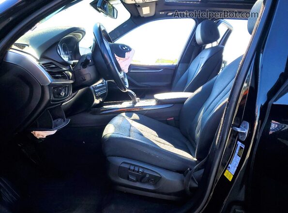 5UXKR2C50J0Z14234 2018 BMW X5 Black Вид салону спереду