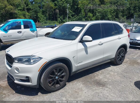 5UXKR2C50J0Z20180 2018 BMW X5 White წინა მარცხენა ხედი სამი მეოთხედიდან
