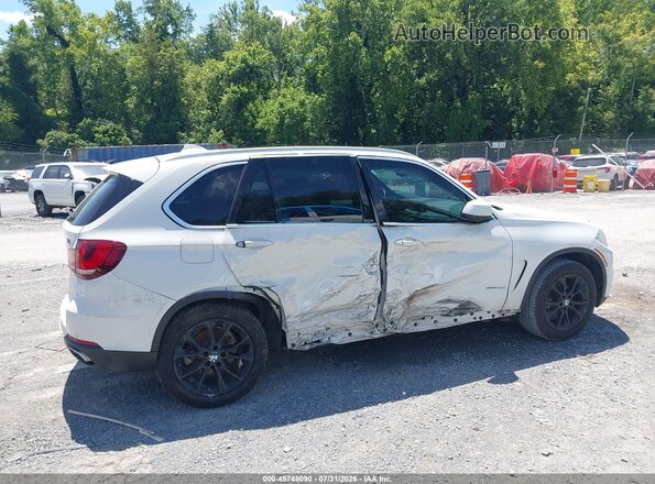 5UXKR2C50J0Z20180 2018 BMW X5 White ხელსაწყოთა პანელის ხედი