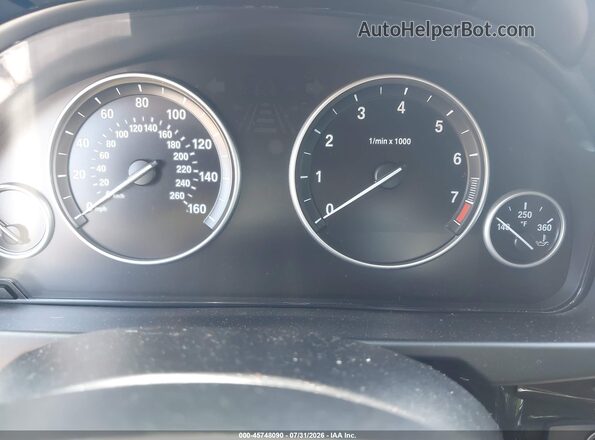 5UXKR2C50J0Z20180 2018 BMW X5 White სალონის 360-გრადუსიანი ხედი