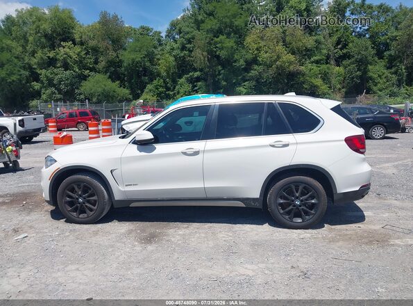 5UXKR2C50J0Z20180 2018 BMW X5 White უკანა სალონის ხედი