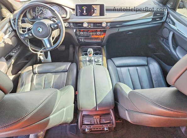 5UXKR2C54H0U20744 2017 BMW X5 White Вид панелі приладів