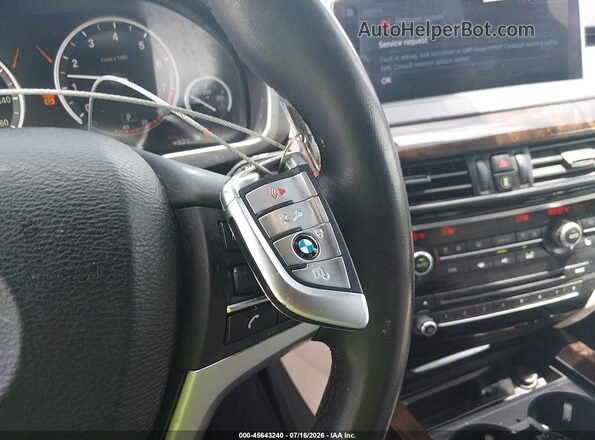 5UXKR2C55H0U19053 2017 BMW X5 Фиолетовый Вид панели приборов