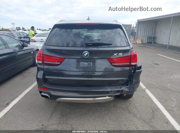 5UXKR2C56J0Z22483 2018 BMW X5 Black 