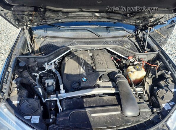 5UXKR2C58J0Z18984 2018 BMW X5 Черный Вид задней части салона