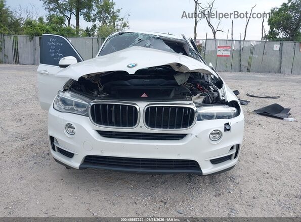 5UXKR6C56G0J81722 2016 BMW X5 White Вид задньої частини салону