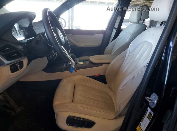5UXKT0C31H0S81418 2017 BMW X5 Black Vista interior delantera