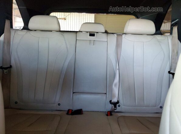 5UXKT0C31H0S81418 2017 BMW X5 Black Vista de los asientos traseros