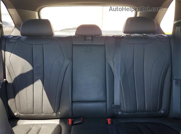 5UXKT0C39H0V96869 2017 BMW X5 Белый Вид задних сидений