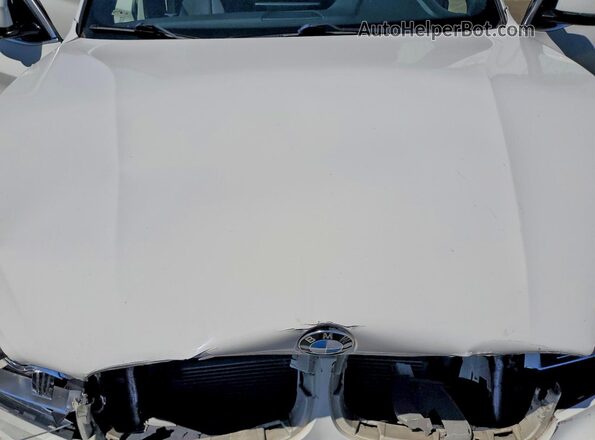 5UXKT0C39H0V96869 2017 BMW X5 Белый Вид подкапотного пространства