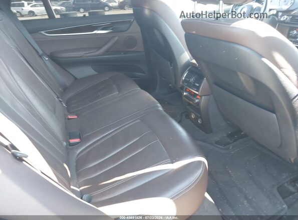 5UXKT0C50J0W02114 2018 BMW X5 Brown VIN կոդի պիտակի տեսք