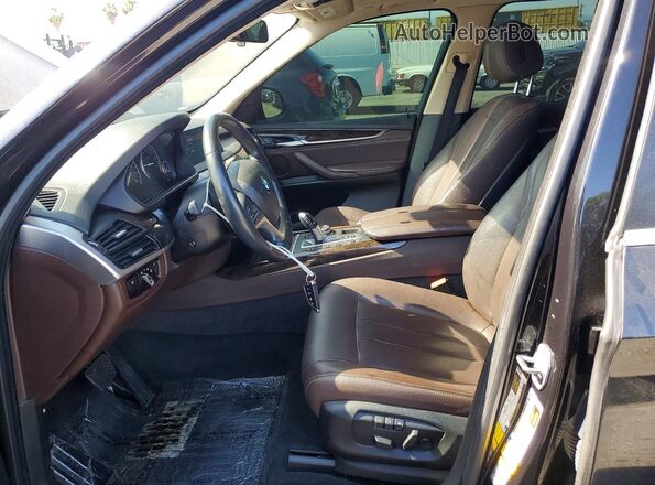 5UXKT0C52G0S79032 2016 BMW X5 Черный Вид салона спереди