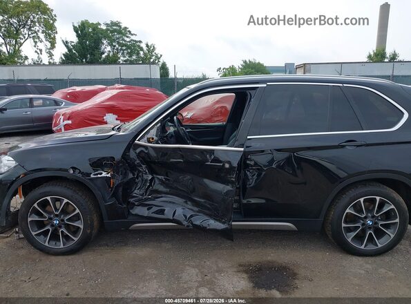 5UXKT0C53H0S79929 2017 BMW X5 Черный Вид спереди