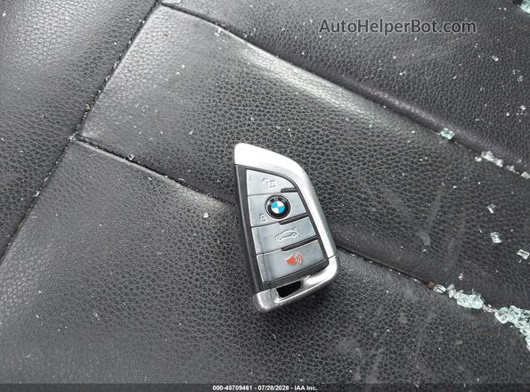 5UXKT0C53H0S79929 2017 BMW X5 Черный Вид панели приборов