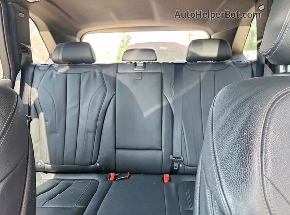 5UXKT0C53J0V98270 2018 BMW X5 Черный Вид задних сидений