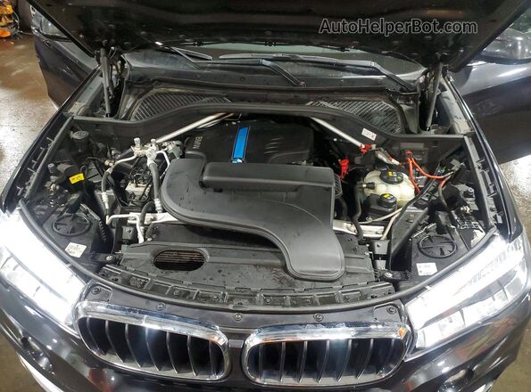 5UXKT0C53J0W01989 2018 BMW X5 Black Widok wnętrza z tyłu
