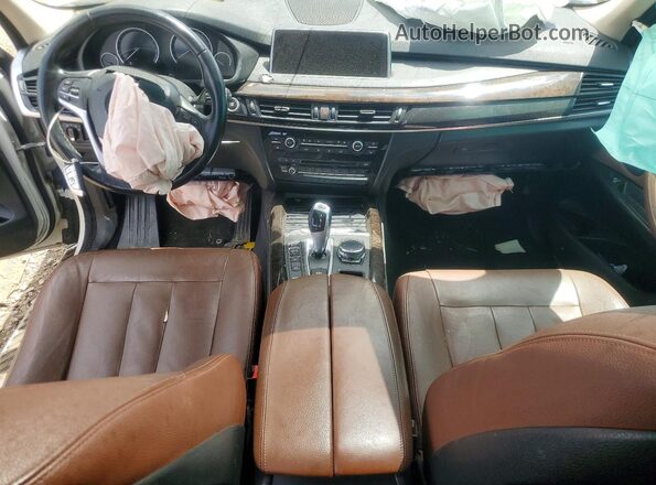 5UXKT0C57G0S75607 2016 BMW X5 White Առջևի վահանակի տեսք