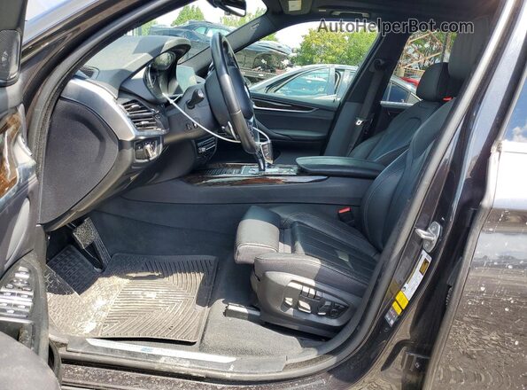 5UXKT0C57J0W00344 2018 BMW X5 Черный Вид салона спереди