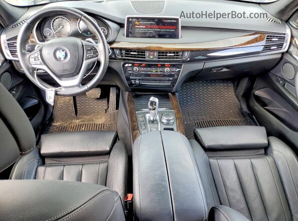 5UXKT0C57J0W00344 2018 BMW X5 Черный Вид панели приборов