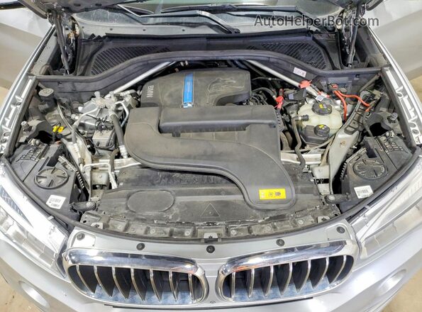 5UXKT0C58J0W00367 2018 BMW X5 Silver Շարժիչի բաժամունքի տեսք