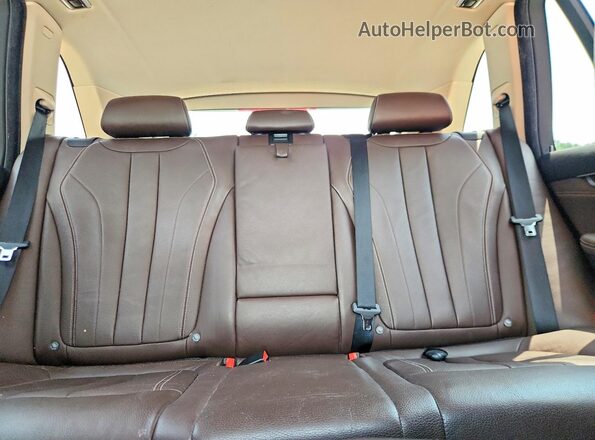 5UXKT0C59G0S75558 2016 BMW X5 White Հետևի նստատեղերի տեսք