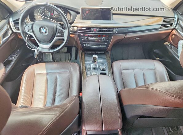 5UXKT0C59G0S75558 2016 BMW X5 White Առջևի վահանակի տեսք