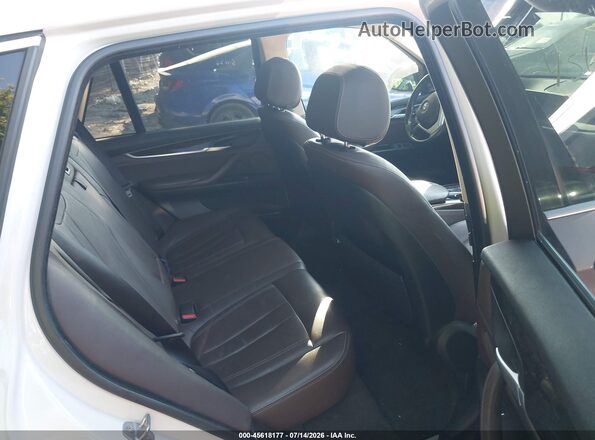 5UXKT0C5XG0S75973 2016 BMW X5 White Vista de la etiqueta del VIN
