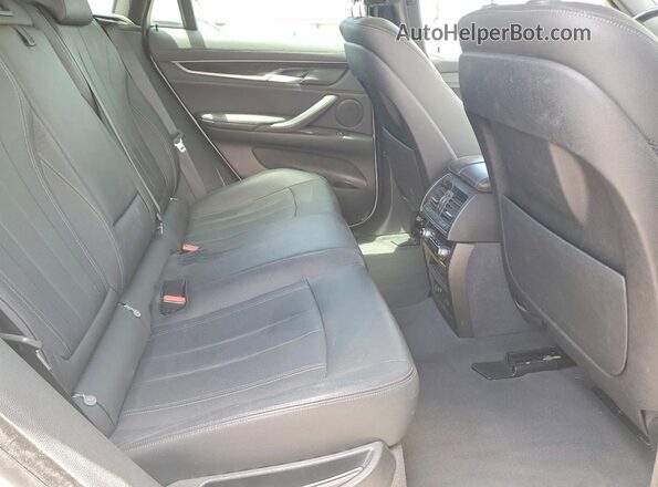 5UXKU0C53K0H98843 2019 BMW X6 Белый Вид задней части салона