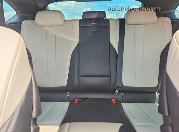 5UXKU2C53J0X49259 2018 BMW X6 Black უკანა სავარძლების ხედი