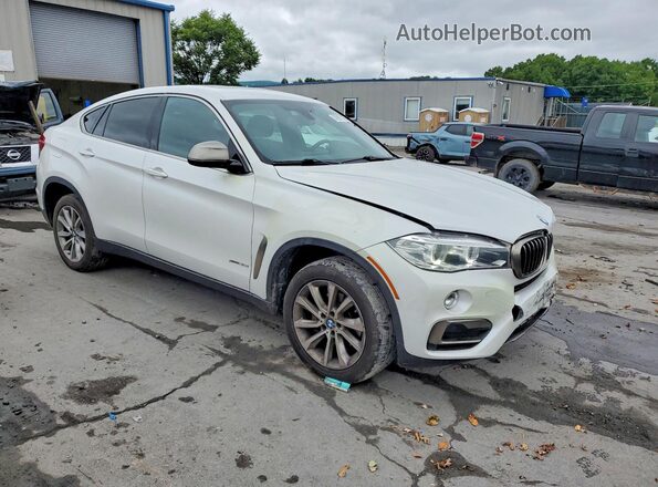5UXKU2C59J0X49962 2018 BMW X6 White Front right