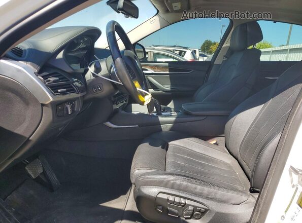 5UXKU6C52G0R34158 2016 BMW X6 Белый Вид салона спереди